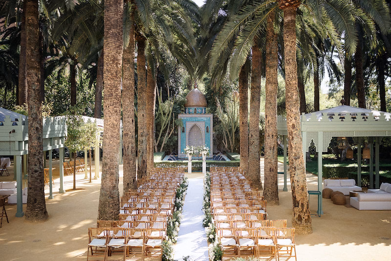 An elegant destination wedding at Villa Luisa, Seville. 