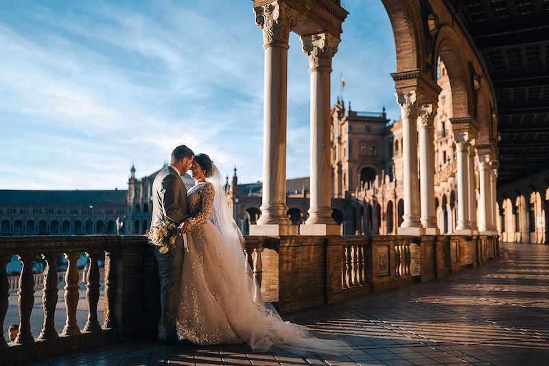 destination wedding seville plaza de españa couple sunset romantic